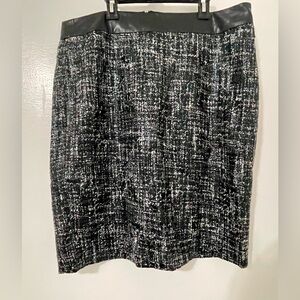 Banana Republic Black and White Tweed Pencil Skirt